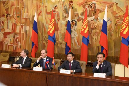 “Монгол-Оросын санаачилга-2018” цуврал арга хэмжээнд ОХУ-аас 400 гаруй төлөөлөгч иржээ
