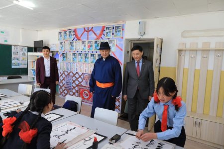 Монгол Улсын Ерөнхий сайд У.Хүрэлсүх Хэнтий аймагт ажиллаж байна